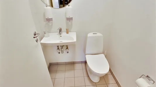 Lagerlokaler til leje i Tilst - billede 3
