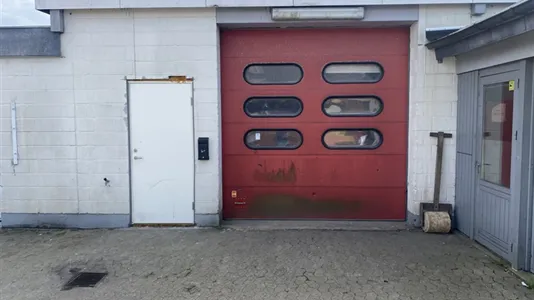 Verkstedhaller til leie i Viby J - bilde 2
