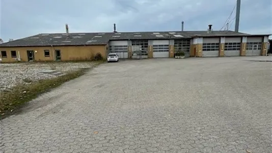Warehouses for rent in Aarup - photo 2