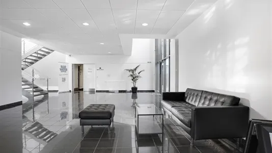 Commercial properties for rent in Aarhus N - photo 2