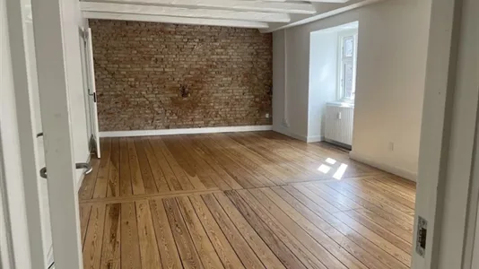Shops for rent in Aarhus C - photo 1