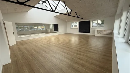 Commercial properties for rent in Kastrup - photo 2