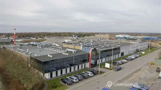 Lagerlokaler til leje i Tarm - billede 1