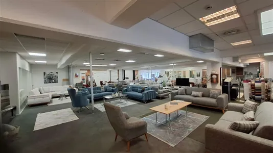 Showrooms for rent in Vallensbæk - photo 2
