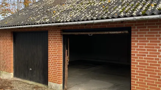 Garages for rent in Børkop - photo 3