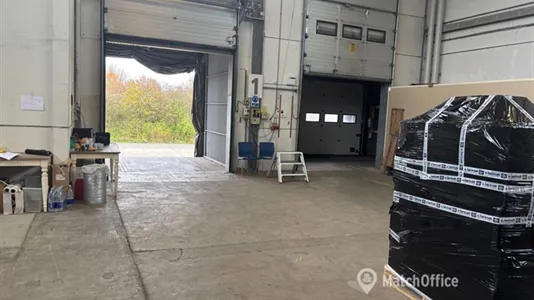 Warehouses for rent in Odense SV - photo 4