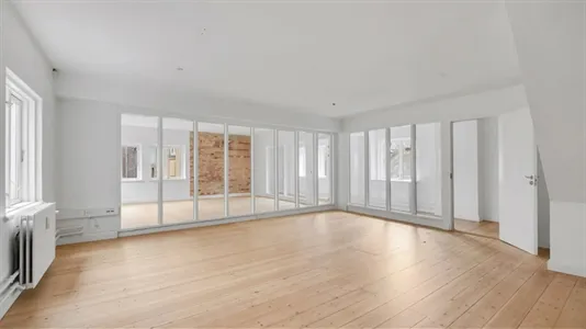 Office spaces for rent in Aarhus C - photo 1