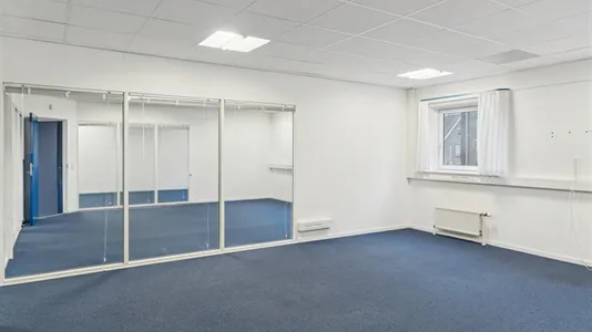 Office spaces for sale in Brøndby - photo 14