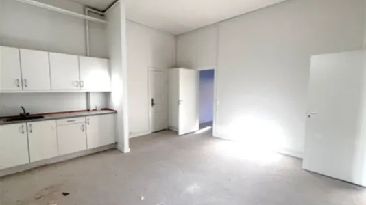 Shops for rent in Copenhagen SV - photo 1