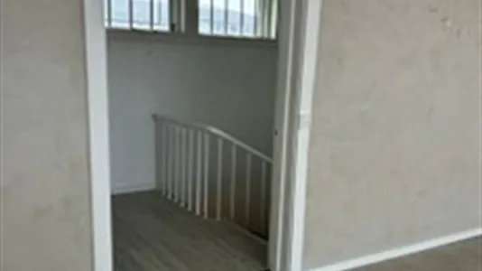 Shops for rent in Valby - photo 2