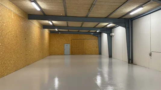 Warehouses for rent in Hobro - photo 2