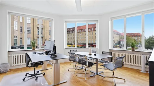 Office spaces for rent in Aarhus C - photo 1