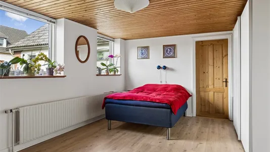 Bedrijfsruimtes te koop in Gesten - foto 4