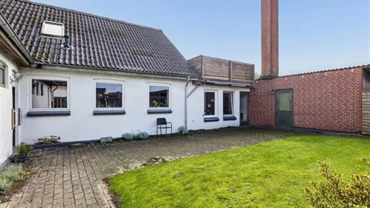 Bedrijfsruimtes te koop in Gesten - foto 8