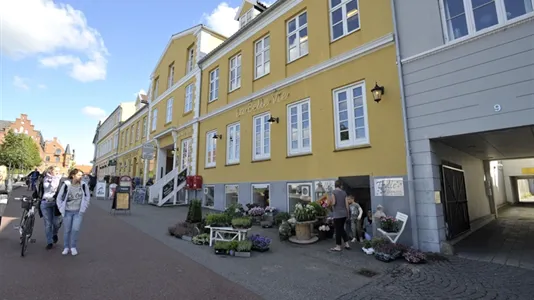 Shops for rent in Hillerød - photo 3